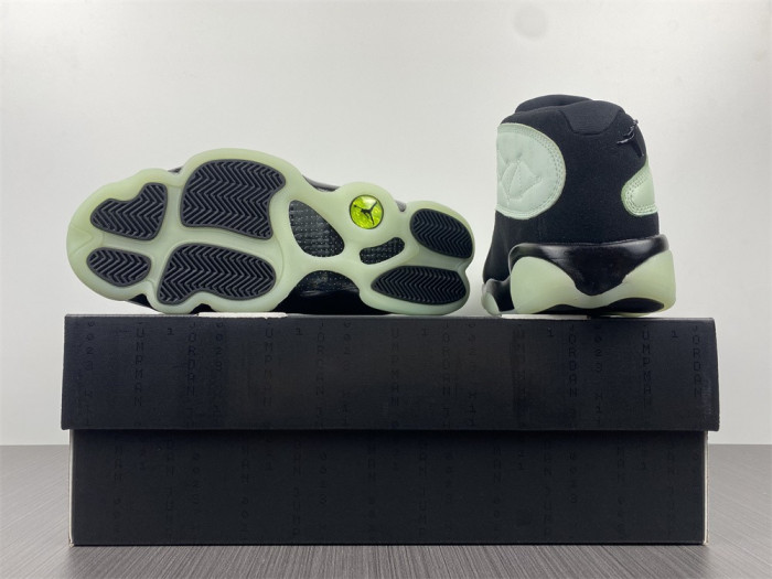 Air Jordan 13 Retro Low Single’s Day (2021) DM0803-300