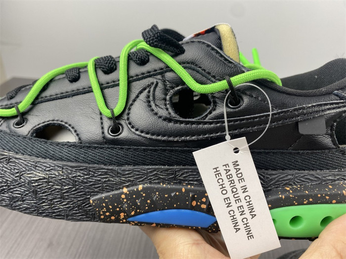 Off-White x Nike Blazer Low "Black / Green" DH7863-001