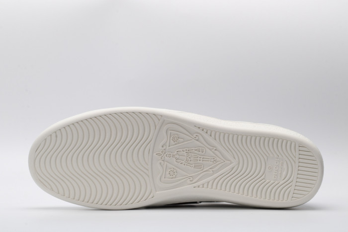 G*u*i low-top sneaker