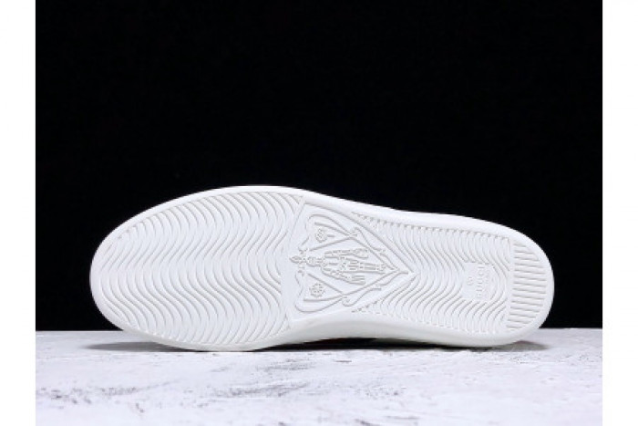 G*u*i ace embroidered low-top sneaker white with bee