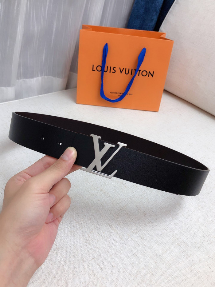 Loui Vuitto Belt-4CM