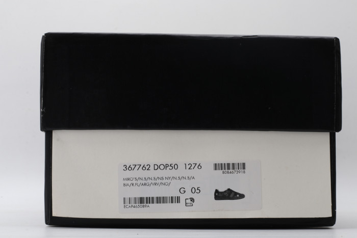 G*u*i low-top sneaker