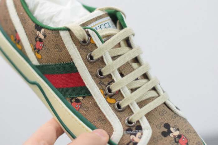 G*u*i rhyton sneaker 19668 drw00 2088