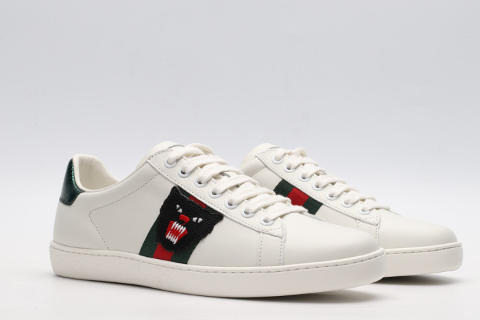 G*u*i low-top sneaker