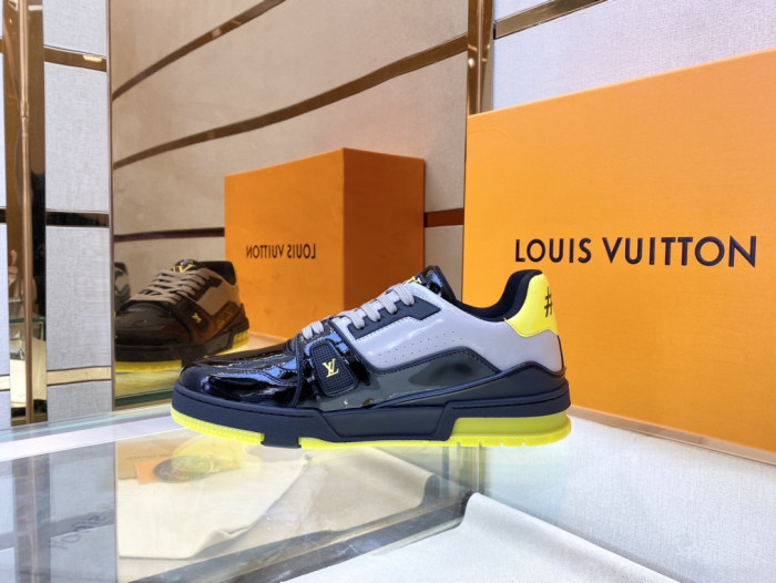Loui Vuitto Low-Top SNEAKER