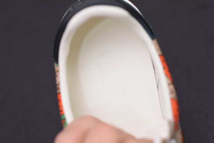 G*u*i ace embroidered low-top sneaker 431920 dopeo 9064